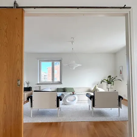 Three-room With Parking Space In The Center Apartment *