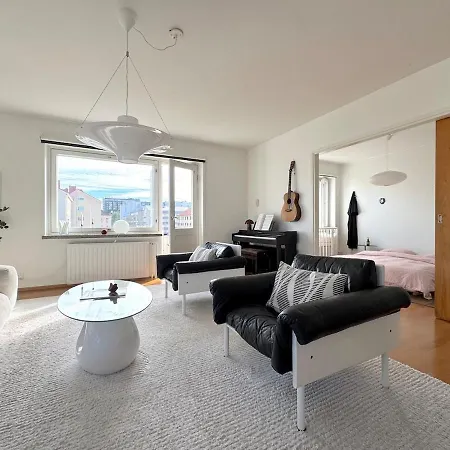 Three-room With Parking Space In The Center * Oulu